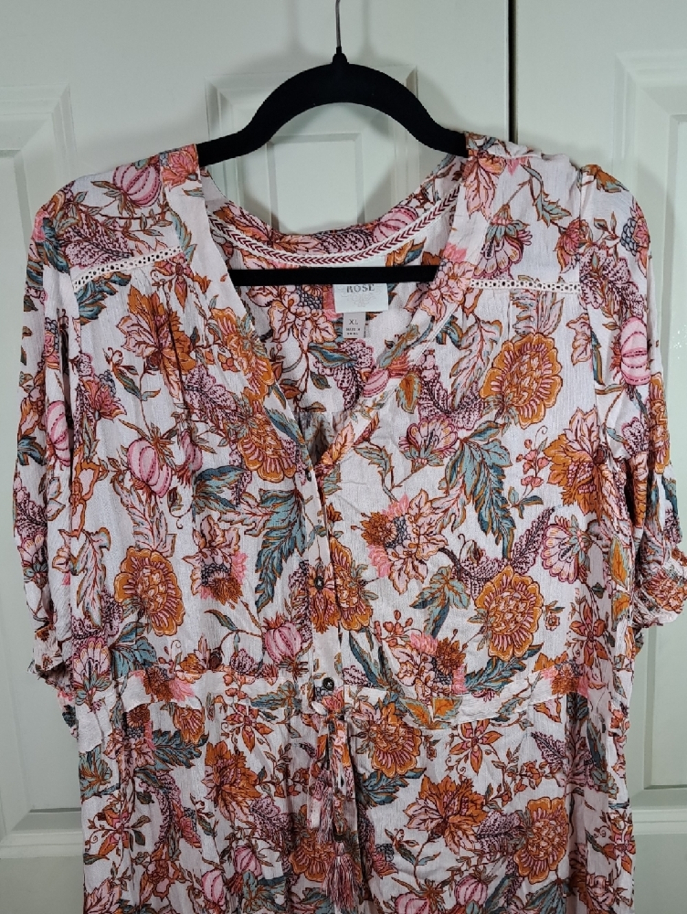 Knox Rose White Maxi Dress with Rust and Green Floral Print - Picture 2 of 5
